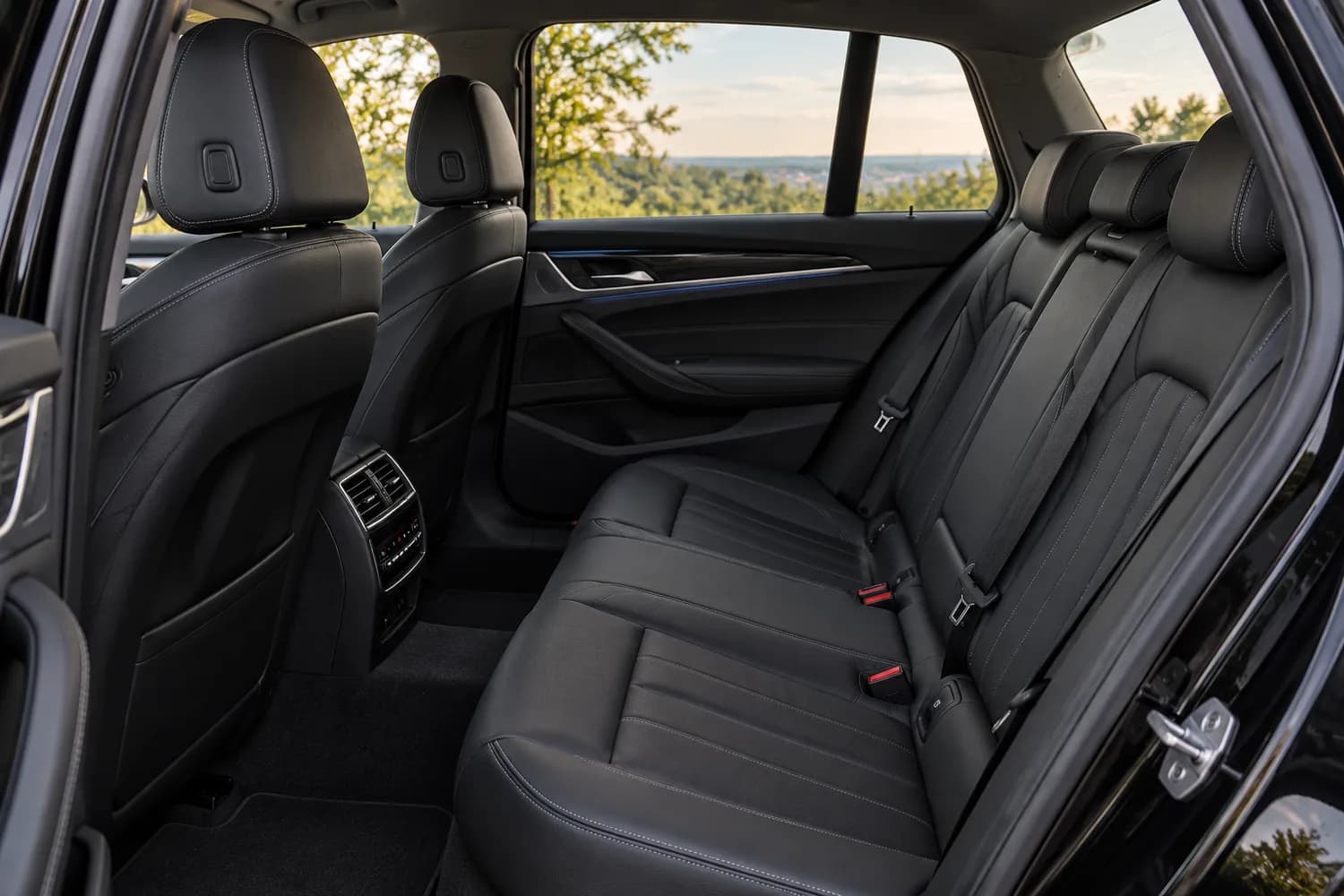 BMW 5 Series cabin, rear seats
