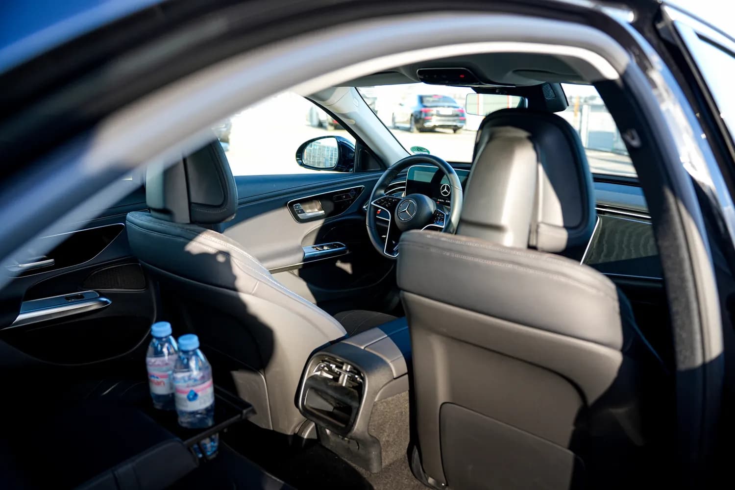 Mercedes-Benz E-Class, rear seats