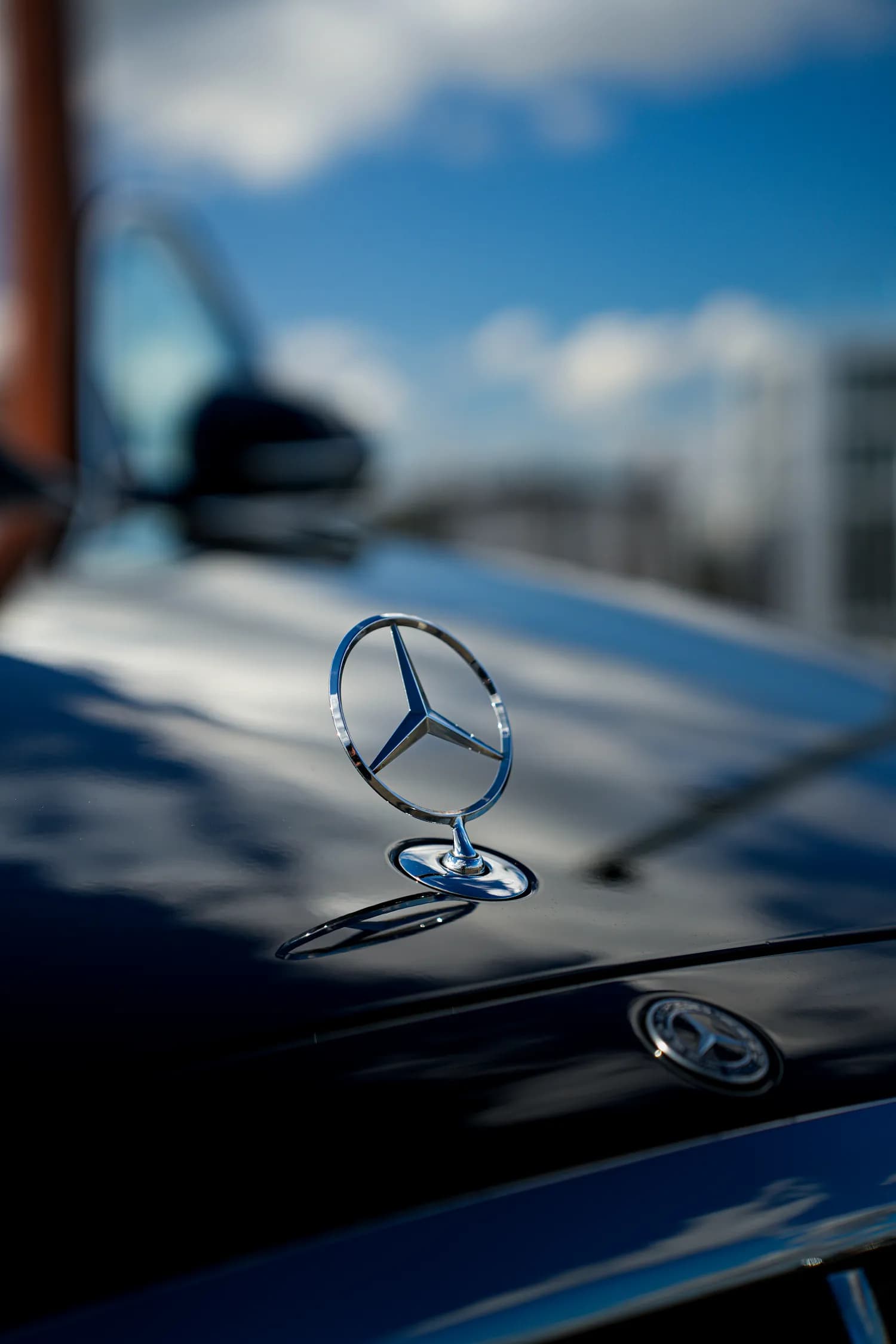 Mercedes-Benz S-Class, hood ornament close-up