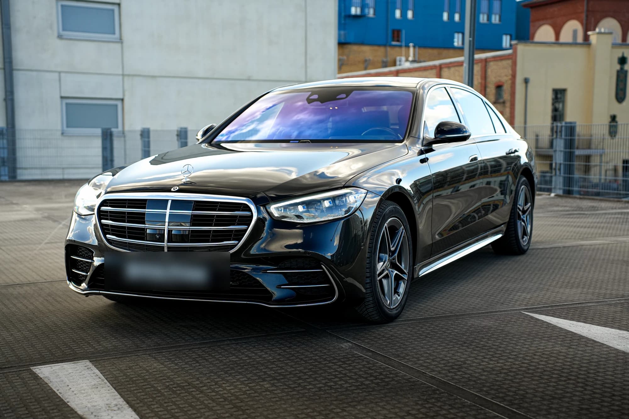 Mercedes-Benz S-Class saloon parked, front three-quarter view