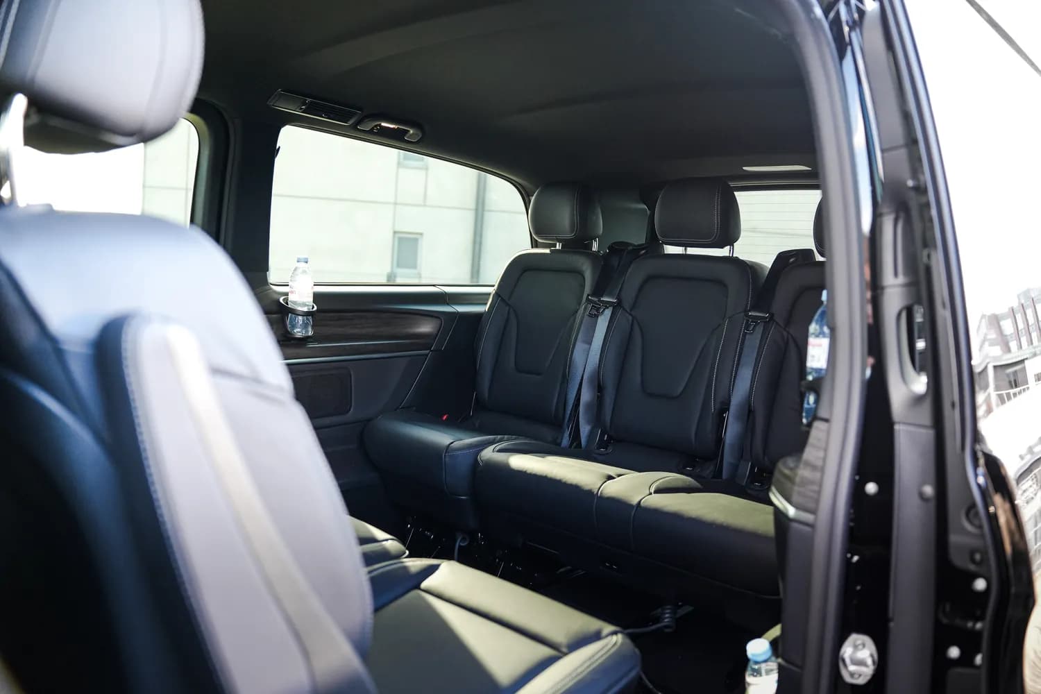 Mercedes-Benz V-Class, rear seating detail